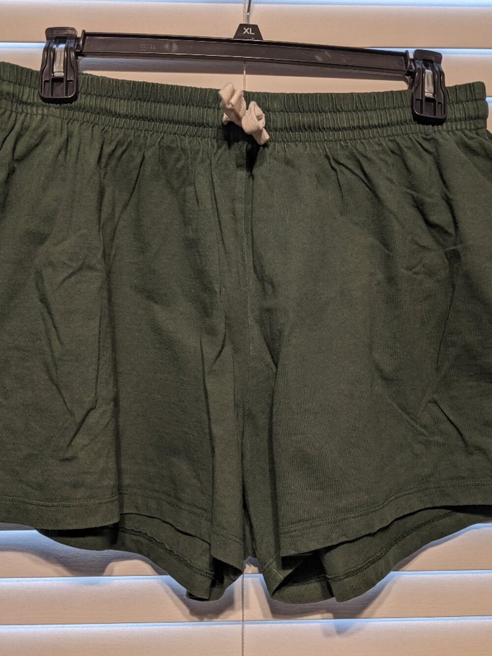Province of Canada green shorts xxl